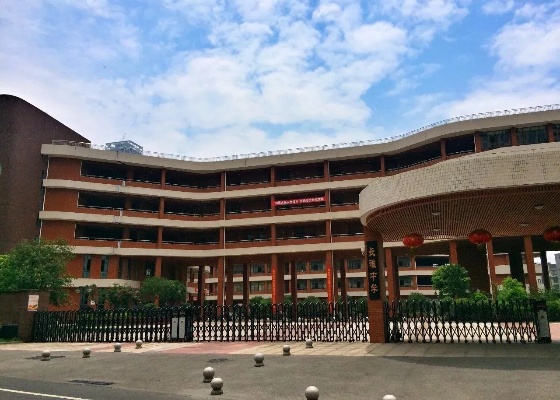 长沙麓谷学校如何收费